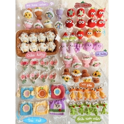 Móc Khoá Len Tổng Hợp Kitty Mèo Cừu Ếch Chuột Gầy Dễ Thương Handmade