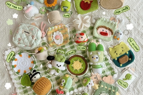 Handmade Collection: Thế Giới Phụ Kiện Len "Seaweed" Ngọt Ngào & Tinh Tế