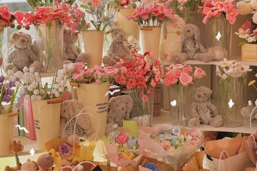 Hoa len được làm thủ công sẽ phù hợp cho đối tượng nào ?